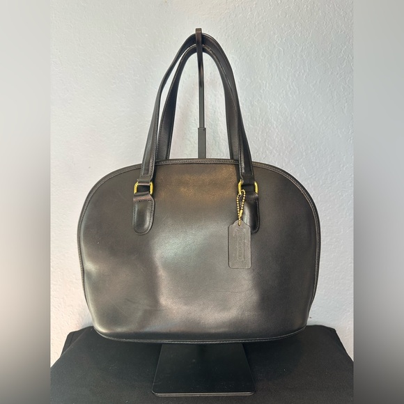 Coach Handbags - 🐜Vintage Coach Pelham Zip Bag 9958🐜